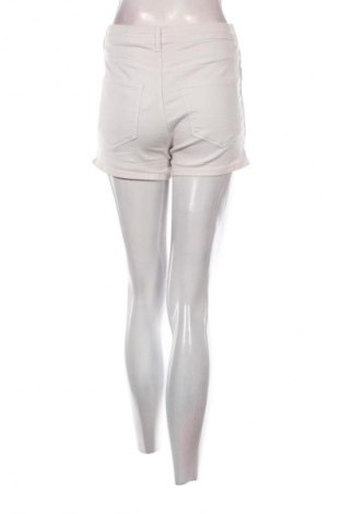 Női rövidnadrág Unbranded, Méret M, Szín Fehér, Ár 3 132 Ft