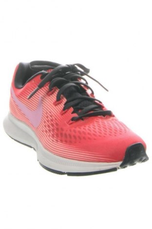 Γυναικεία παπούτσια Nike, Μέγεθος 40, Χρώμα Πολύχρωμο, Τιμή 53,99 €