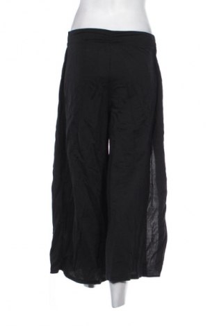 Γυναικείο παντελόνι Bershka, Μέγεθος M, Χρώμα Μαύρο, Τιμή 14,82 €