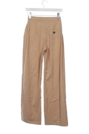 Női nadrág Bershka, Méret XS, Szín Bézs, Ár 6 103 Ft