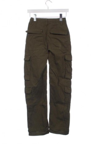 Damenhose Bershka, Größe XXS, Farbe Grün, Preis € 15,00