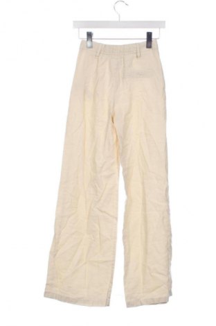 Női nadrág Bershka, Méret XXS, Szín Ekrü
, Ár 3 565 Ft