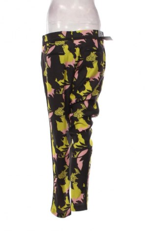 Női nadrág Guess, Méret M, Szín Sokszínű, Ár 36 364 Ft