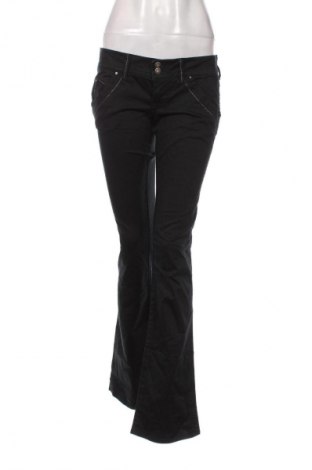 Damenhose Guess, Größe L, Farbe Schwarz, Preis € 31,99