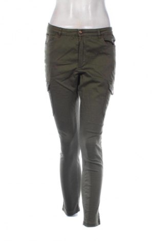 Női nadrág Mohito, Méret M, Szín Zöld, Ár 3 719 Ft