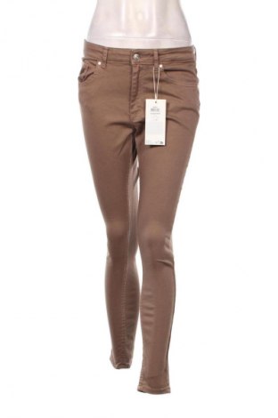 Női nadrág ONLY, Méret L, Szín Barna, Ár 15 919 Ft