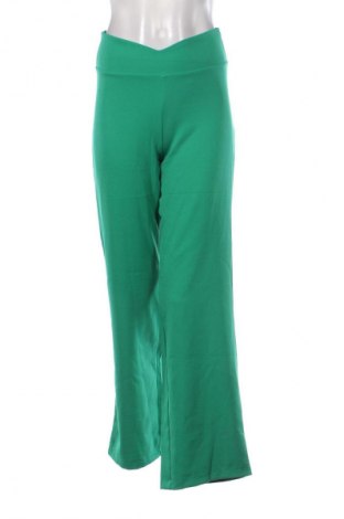 Damenhose Oops, Größe L, Farbe Grün, Preis € 29,99
