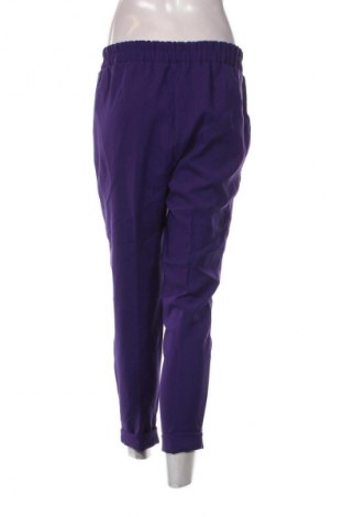 Damenhose Rinascimento, Größe M, Farbe Lila, Preis € 19,99