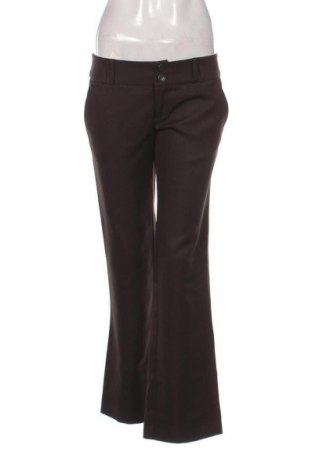 Γυναικείο παντελόνι Stradivarius, Μέγεθος M, Χρώμα Καφέ, Τιμή 15,00 €