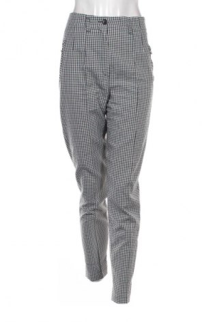 Női nadrág Trend, Méret S, Szín Sokszínű, Ár 5 759 Ft