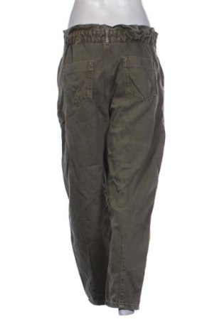 Damenhose Zara, Größe M, Farbe Grün, Preis 14,00 €