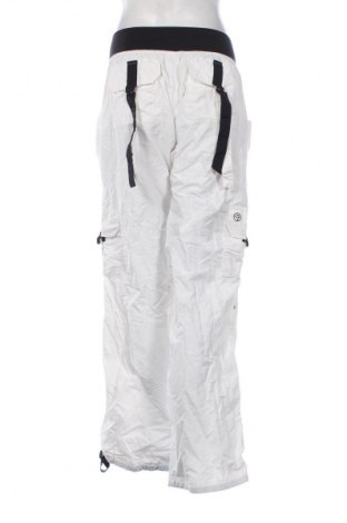 Női nadrág Zumba, Méret M, Szín Fehér, Ár 8 678 Ft