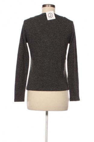 Női pulóver Basics, Méret M, Szín Szürke, Ár 3 209 Ft