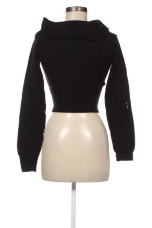 Dámský svetr Bershka, Velikost S, Barva Bílá, Cena  329,00 Kč