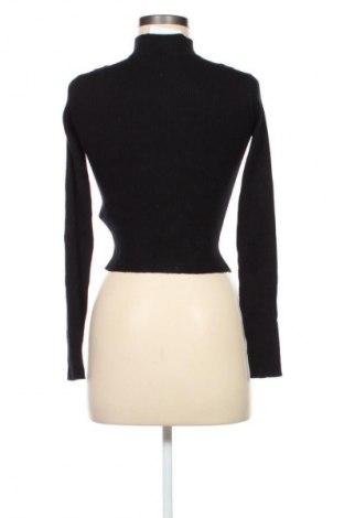 Dámský svetr Bershka, Velikost S, Barva Černá, Cena  249,00 Kč