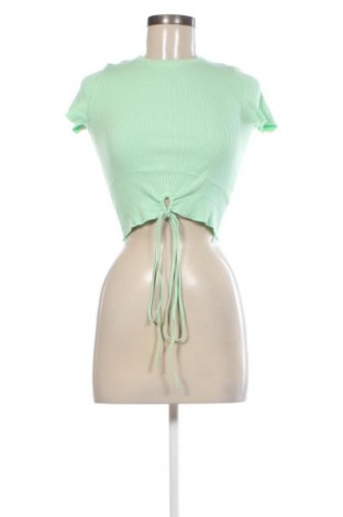 Damenpullover Bershka, Größe M, Farbe Grün, Preis € 7,99