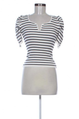 Női pulóver By Clara, Méret S, Szín Sokszínű, Ár 3 469 Ft