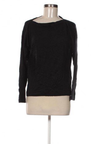 Dámský svetr United Colors Of Benetton, Velikost M, Barva Černá, Cena  359,00 Kč