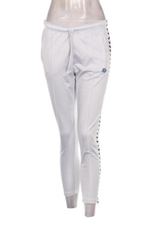 Damen Sporthose Arena, Größe M, Farbe Weiß, Preis € 14,99