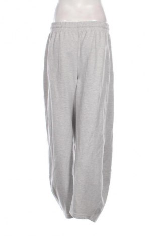 Γυναικείο αθλητικό παντελόνι Bershka, Μέγεθος M, Χρώμα Γκρί, Τιμή 11,99 €