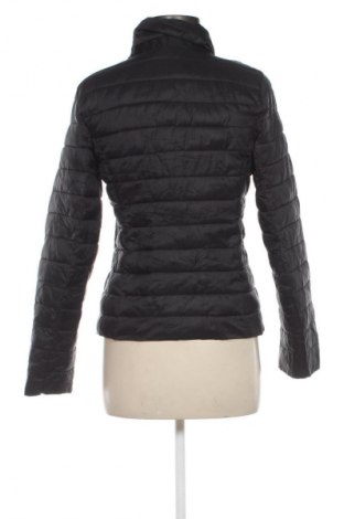 Dámská bunda  Bata, Velikost L, Barva Černá, Cena  539,00 Kč