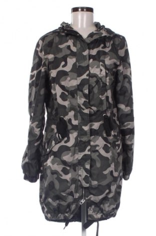 Damenjacke Bershka, Größe M, Farbe Mehrfarbig, Preis € 19,08