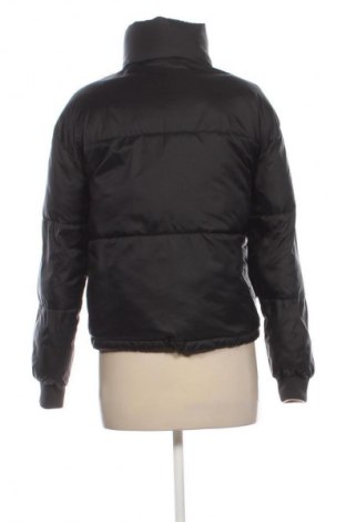 Női dzseki Ellesse, Méret XS, Szín Fekete, Ár 19 008 Ft