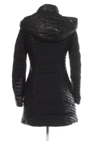 Női dzseki Guess, Méret S, Szín Fekete, Ár 33 869 Ft