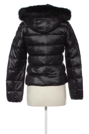 Dámská bunda  Tommy Hilfiger, Velikost S, Barva Černá, Cena  7 099,00 Kč