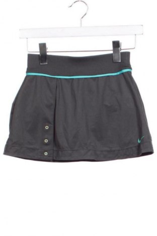 Детска пола Nike, Размер 9-10y/ 140-146 см, Цвят Сив, Цена 17,38 €