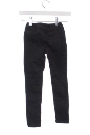 Kinderjeans H&M, Größe 5-6y/ 116-122 cm, Farbe Schwarz, Preis 9,76 €
