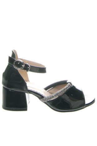 Obuwie dziecięce Unbranded, Rozmiar 32, Kolor Czarny, Cena 138,99 zł