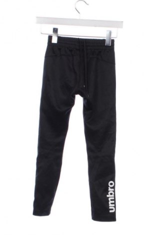 Kinder Sporthose Umbro, Größe 6-7y/ 122-128 cm, Farbe Schwarz, Preis 9,99 €