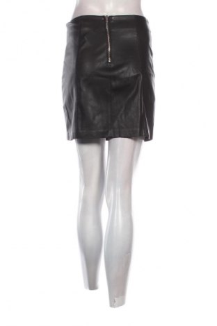 Bőrszoknya Amisu, Méret S, Szín Fekete, Ár 4 132 Ft