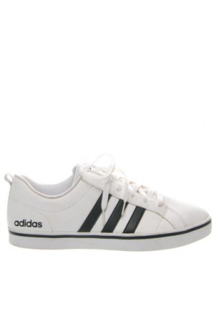 Férfi cipők
 Adidas, Méret 44, Szín Fehér, Ár 31 419 Ft