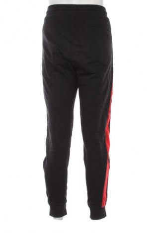 Мъжко спортно долнище Hugo Boss, Размер XL, Цвят Многоцветен, Цена 57,77 €