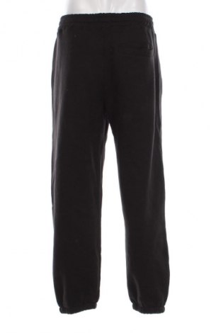 Pantaloni trening de bărbați Pull&Bear, Mărime M, Culoare Negru, Preț 105,99 Lei