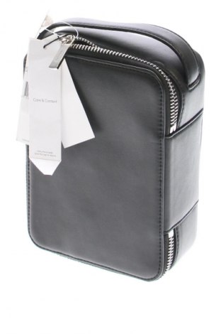 Kosmetiktasche Calvin Klein, Farbe Schwarz, Preis € 95,99