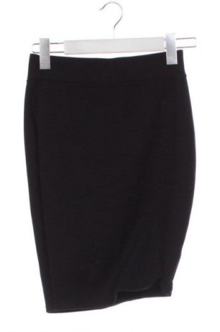 Szoknya Amisu, Méret XS, Szín Fekete, Ár 3 899 Ft