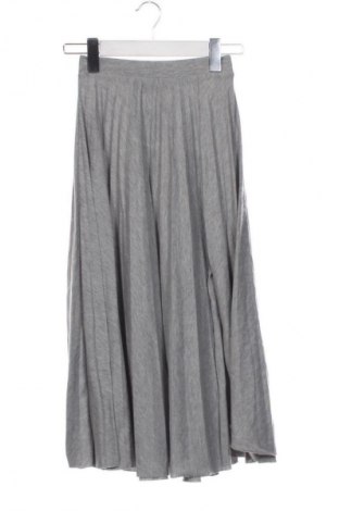 Szoknya Bershka, Méret XS, Szín Szürke, Ár 4 959 Ft