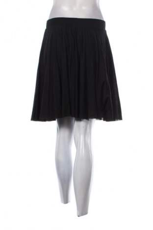 Szoknya Dika, Méret S, Szín Fekete, Ár 8 678 Ft
