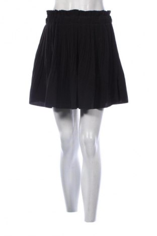 Szoknya Guess, Méret M, Szín Fekete, Ár 13 223 Ft