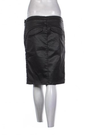 Szoknya Gustav, Méret L, Szín Fekete, Ár 17 355 Ft