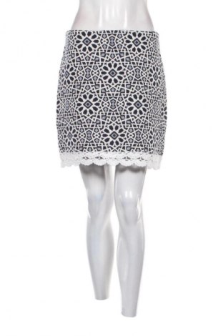 Пола H&M Divided, Размер M, Цвят Многоцветен, Цена 13,99 €