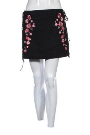 Пола H&M Divided, Размер M, Цвят Черен, Цена 11,51 €