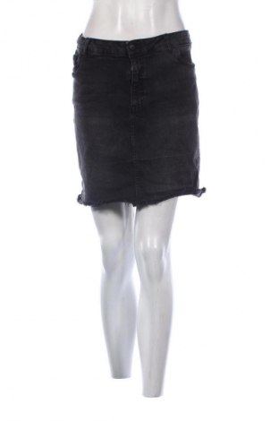 Szoknya Janina, Méret XXL, Szín Fekete, Ár 6 198 Ft