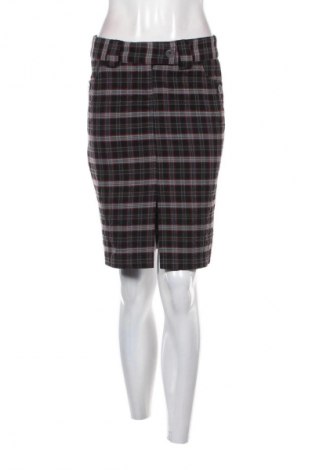 Пола Poema, Размер M, Цвят Многоцветен, Цена 20,91 €