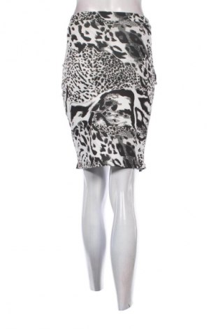 Пола Pretty Little Thing, Размер S, Цвят Многоцветен, Цена 17,22 €