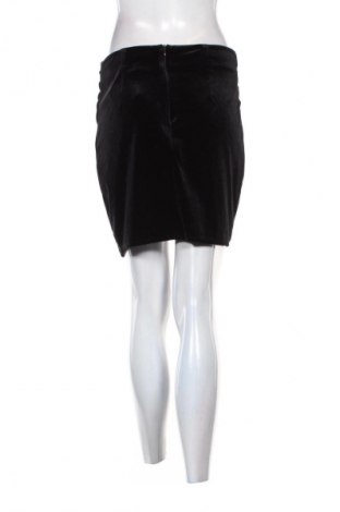 Пола Reserved, Размер M, Цвят Черен, Цена 10,00 €