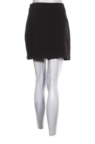 Пола Reserved, Размер S, Цвят Черен, Цена 10,00 €